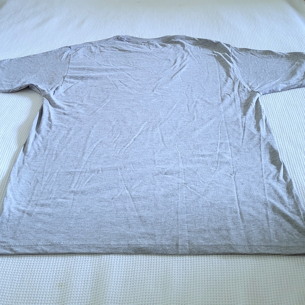 Official Licensed Ford Mustang🐎 Graphic Tee👕 - NWT - Picture 12 of 12